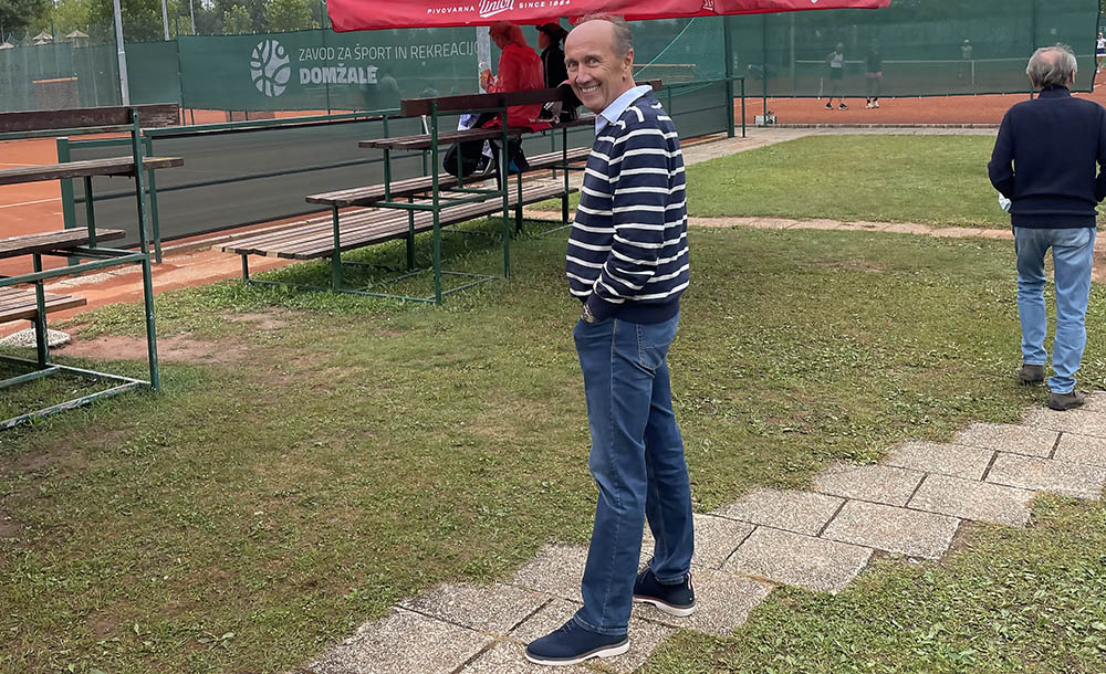Tekme si je ogledal podpredsednik TZS Miran Kraševec
